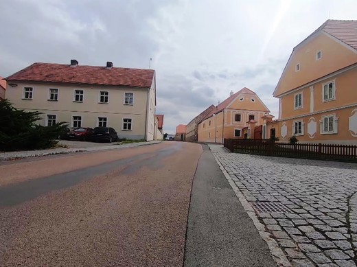Vesnická památková rezervace Dobrovíz_Moment 3.jpg