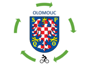 Logo cyklotrasy OKOLO OLOMOUCE 